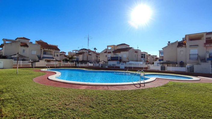 Image No.23-2 Bed Apartment for sale