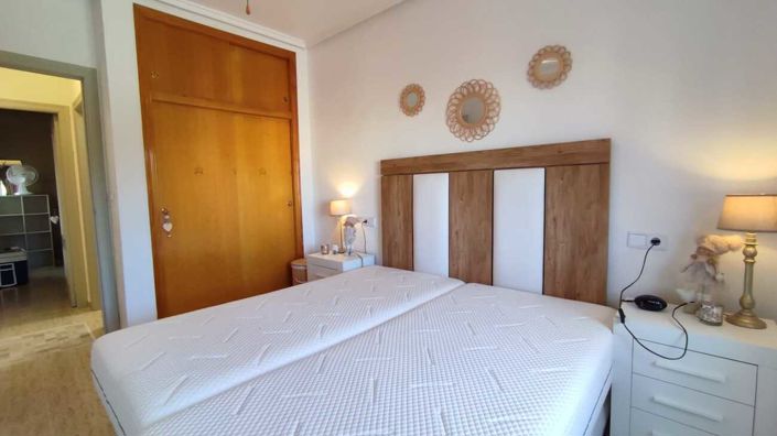 Image No.20-2 Bed Apartment for sale