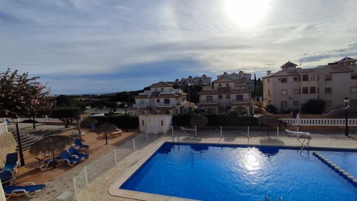 Image No.20-2 Bed Apartment for sale