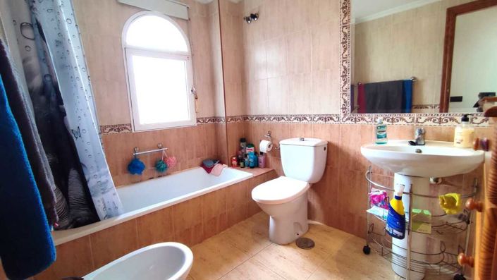 Image No.13-3 Bed Quad for sale