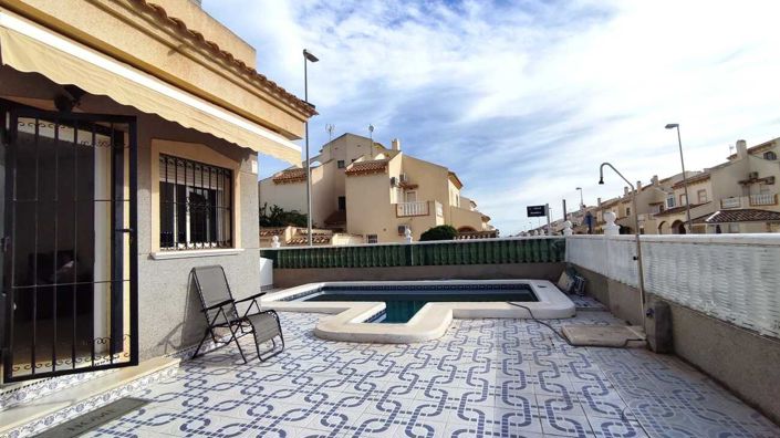 Image No.21-3 Bed Quad for sale