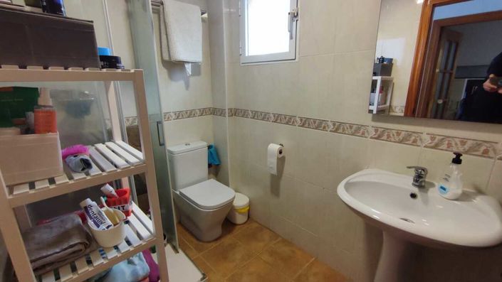 Image No.17-3 Bed Townhouse for sale