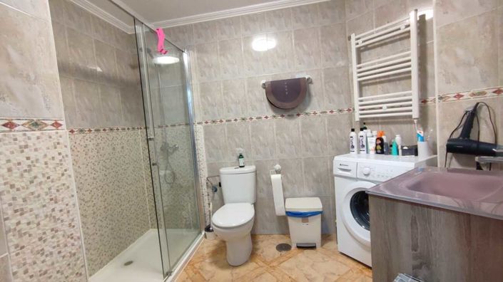 Image No.17-2 Bed Apartment for sale