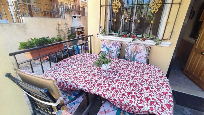 Image No.11-3 Bed House for sale