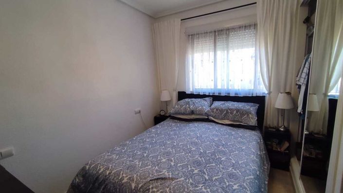 Image No.24-3 Bed House for sale