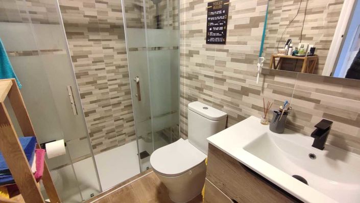 Image No.20-2 Bed Apartment for sale