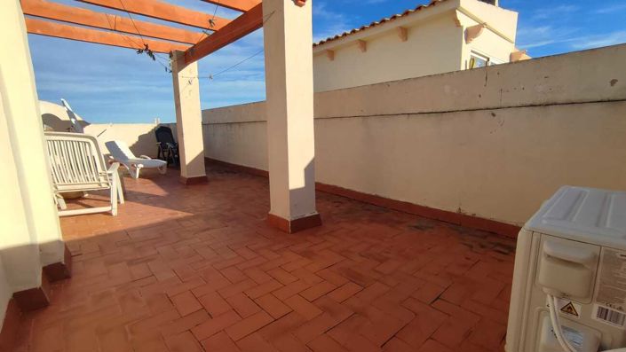 Image No.25-3 Bed Townhouse for sale