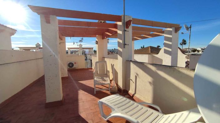 Image No.8-3 Bed Townhouse for sale