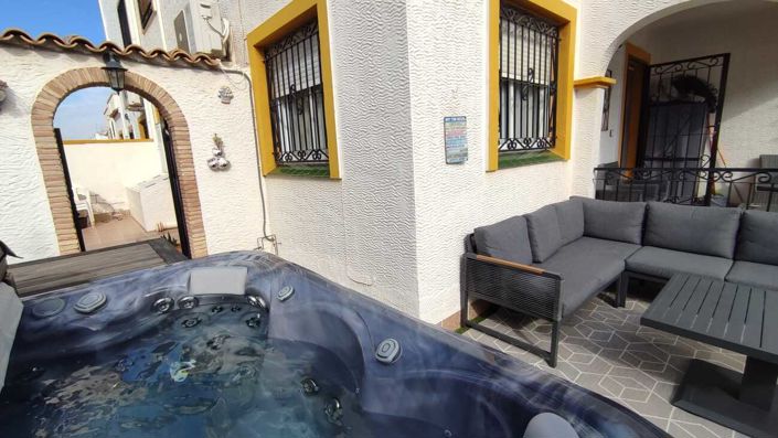 Image No.12-3 Bed Villa for sale