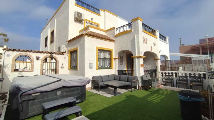 Image No.13-3 Bed Villa for sale