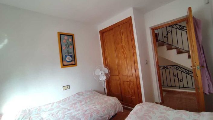 Image No.25-3 Bed Villa for sale