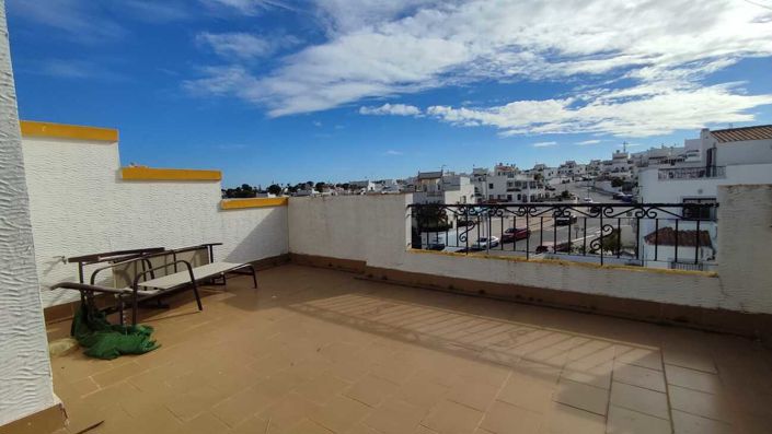 Image No.6-3 Bed Villa for sale