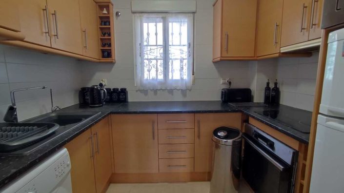 Image No.8-3 Bed Apartment for sale