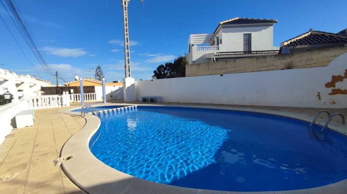 Image No.3-2 Bed House for sale