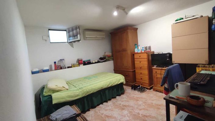 Image No.21-2 Bed House for sale