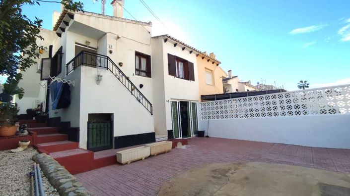 Image No.24-2 Bed House for sale