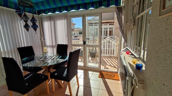 Image No.18-3 Bed House for sale