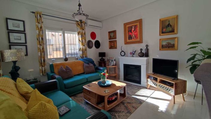 Image No.24-3 Bed House for sale