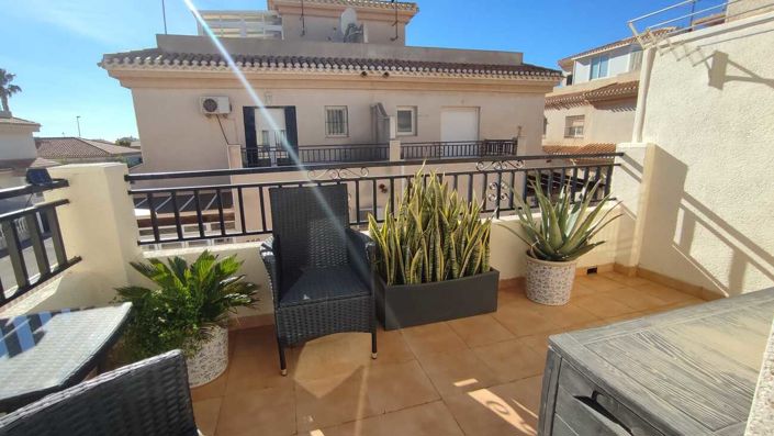 Image No.29-3 Bed House for sale