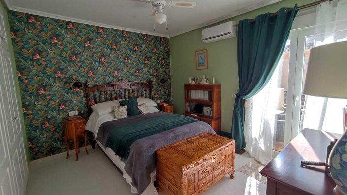 Image No.4-3 Bed House for sale