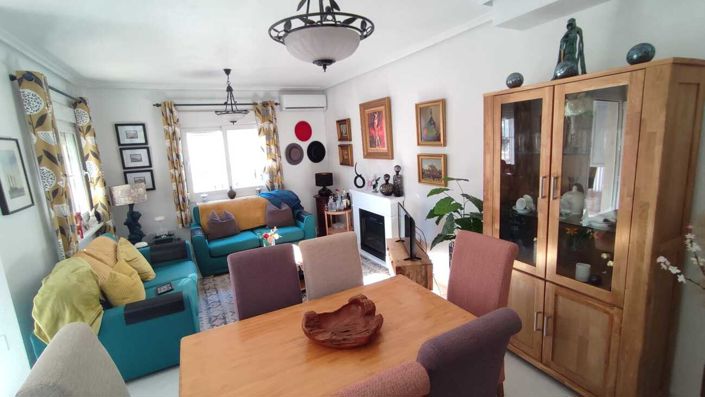 Image No.10-3 Bed House for sale