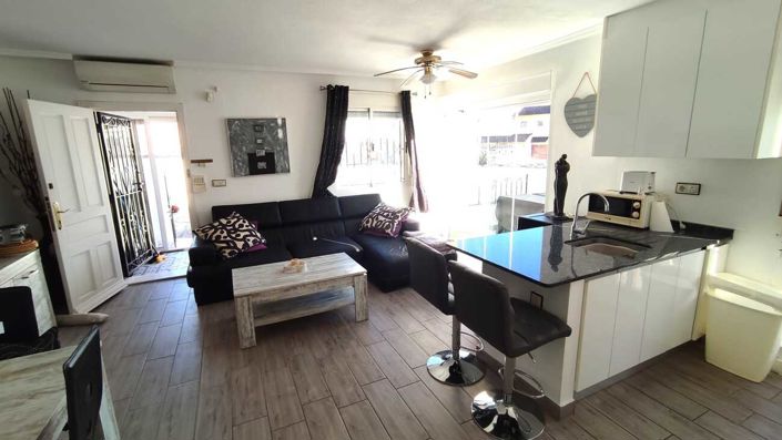 Image No.3-3 Bed Villa for sale