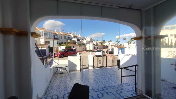 Image No.12-2 Bed Apartment for sale