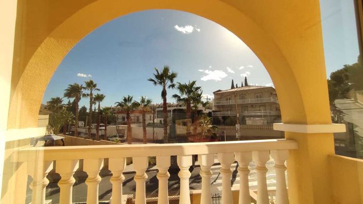 Image No.21-2 Bed Townhouse for sale