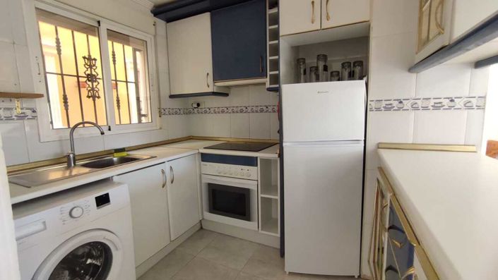 Image No.5-2 Bed Townhouse for sale