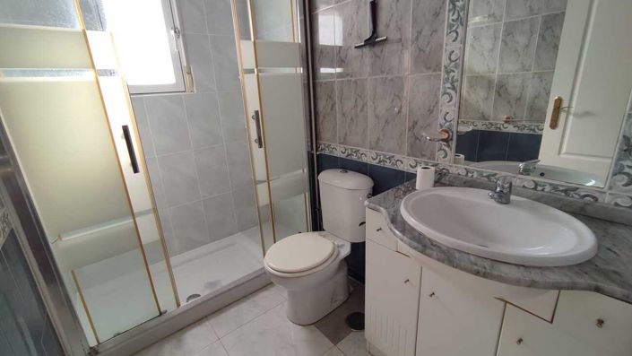 Image No.10-2 Bed Townhouse for sale