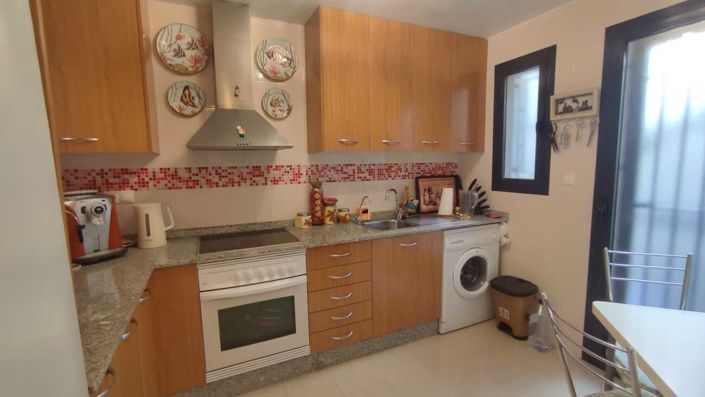 Image No.5-3 Bed Townhouse for sale