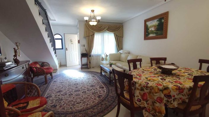 Image No.10-3 Bed Townhouse for sale