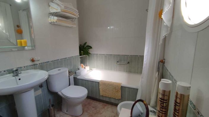 Image No.5-2 Bed Quad for sale