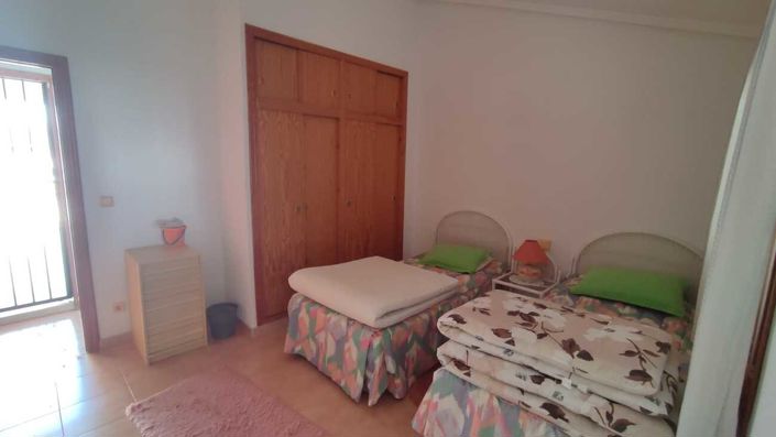 Image No.11-3 Bed Townhouse for sale