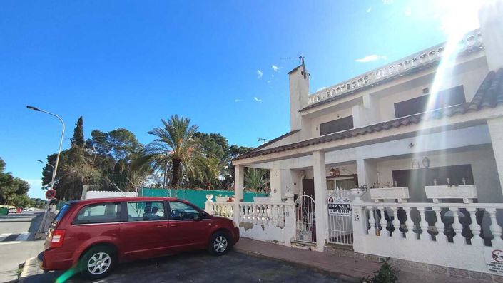 Image No.9-3 Bed Townhouse for sale