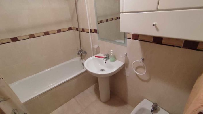 Image No.24-2 Bed Apartment for sale