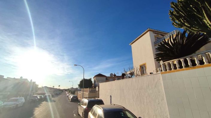 Image No.31-3 Bed Quad for sale