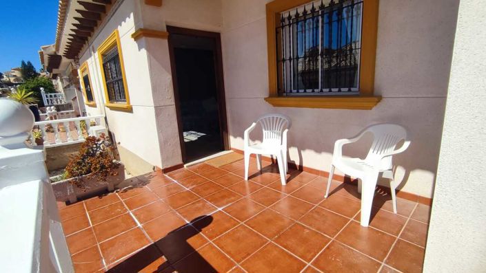 Image No.18-2 Bed Bungalow for sale