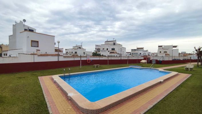 Image No.21-2 Bed Apartment for sale