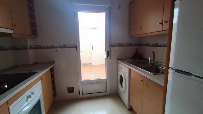 Image No.10-2 Bed Apartment for sale