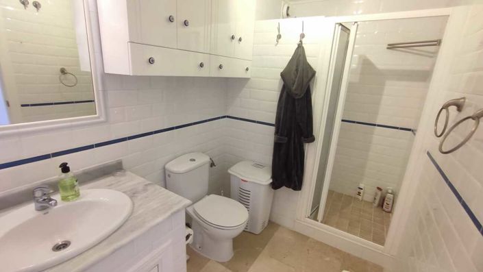 Image No.26-3 Bed Townhouse for sale