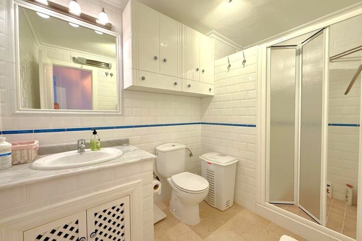 Image No.5-3 Bed Townhouse for sale