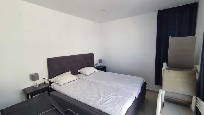 Image No.18-6 Bed Villa for sale