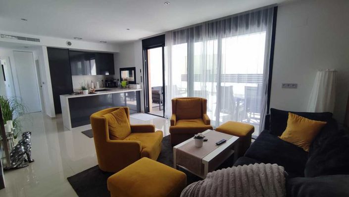 Image No.4-6 Bed Villa for sale