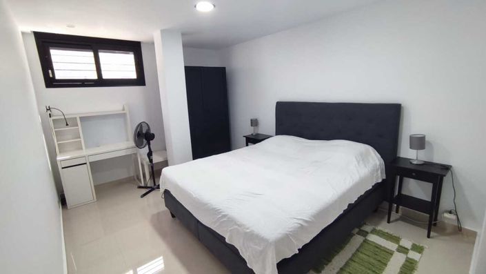 Image No.9-6 Bed Villa for sale