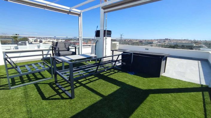 Image No.10-6 Bed Villa for sale