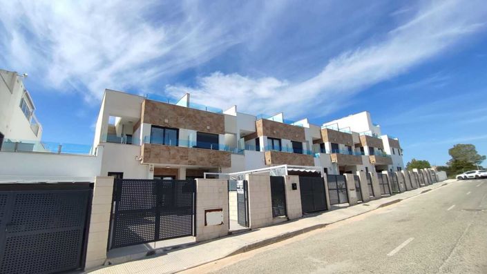 Image No.11-3 Bed Villa for sale