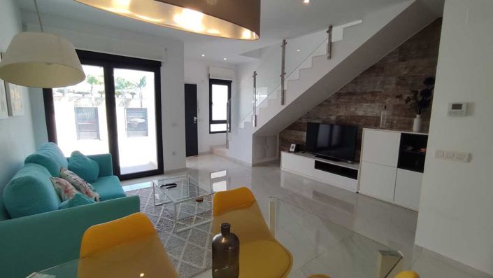 Image No.12-3 Bed Villa for sale