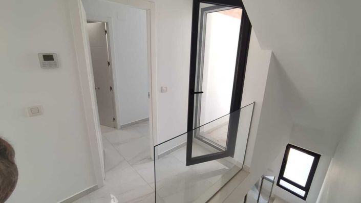 Image No.31-3 Bed Villa for sale