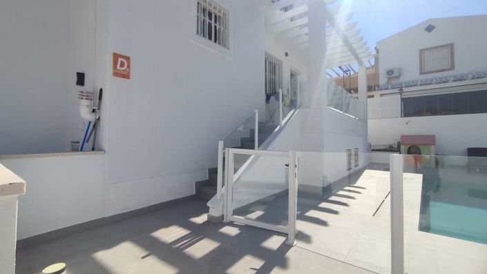 Image No.20-5 Bed Villa for sale